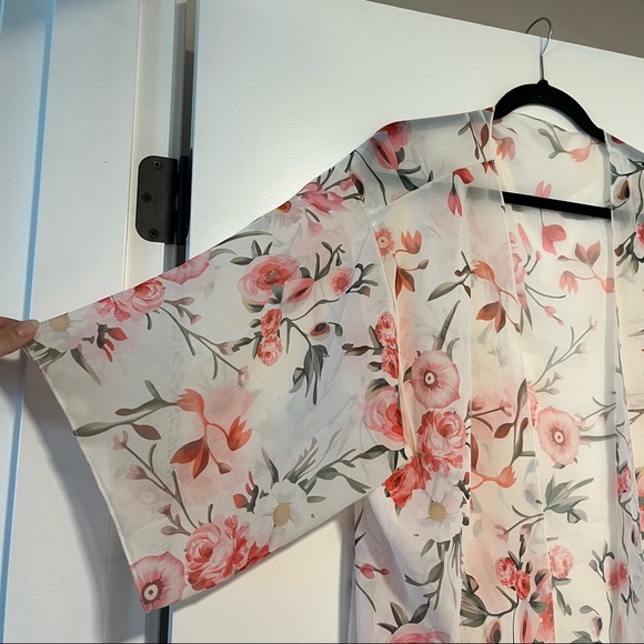 Floral Open Robe Coverup Top - Picture 2 of 13